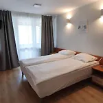 Kaluzna 3*