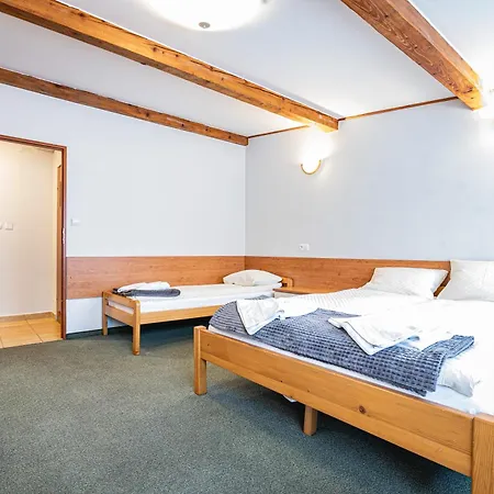 Penzion Kaluzna Lacko (Nowy Sacz)