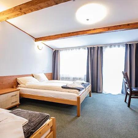 Kaluzna Inn