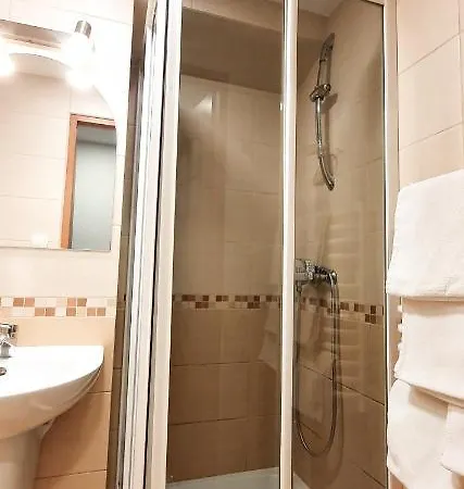 אורחן Kaluzna